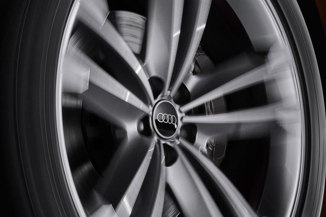 Audi Dynamic Wheel Hub Caps - Self levelling
